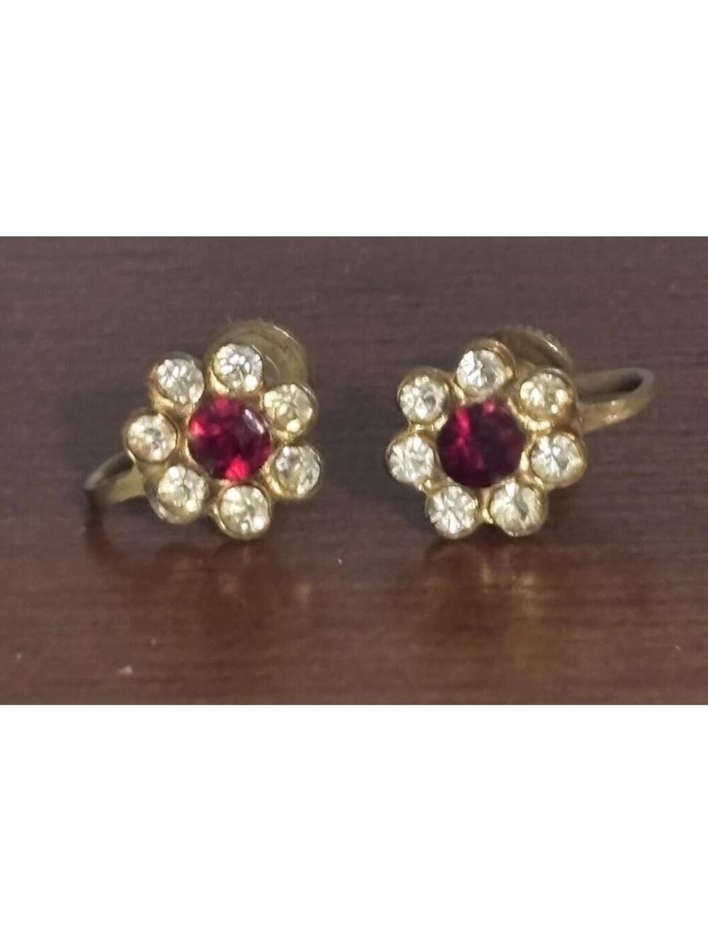 Vintage Red Stone Flower Screw On Earrings Gold Toned